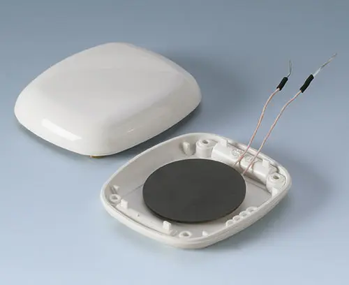 Rechargeable batteries with charging coil in the bottom part (example)